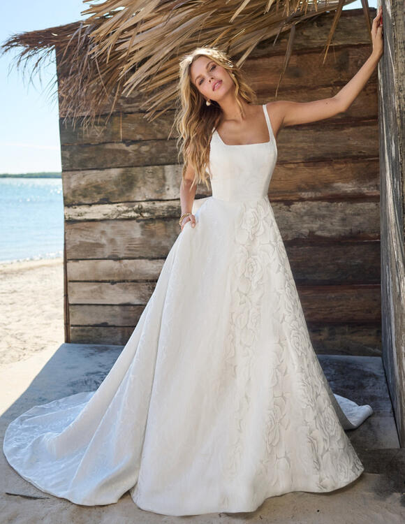 Astra Bridal Pear Shape